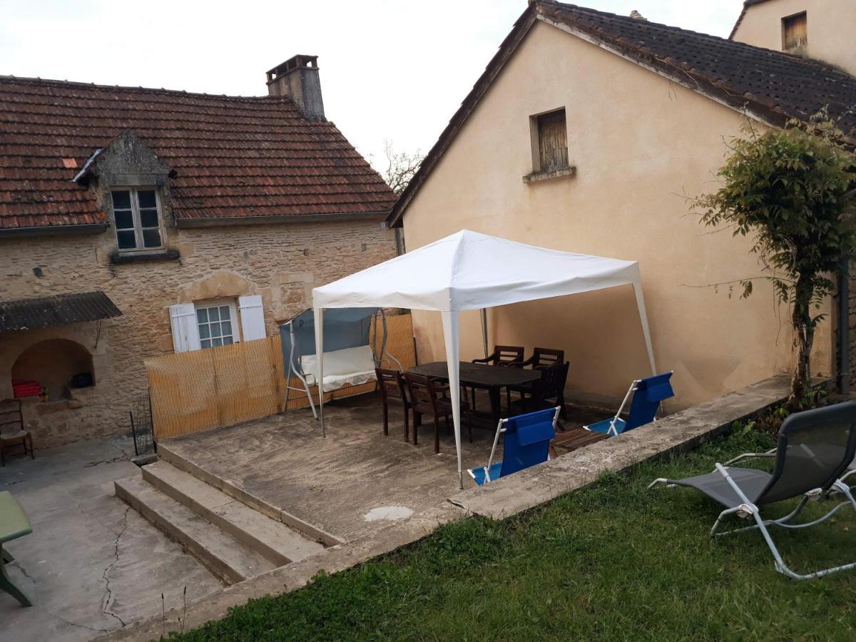 Gite Du Bouyssou Carsac-Aillac Екстер'єр фото
